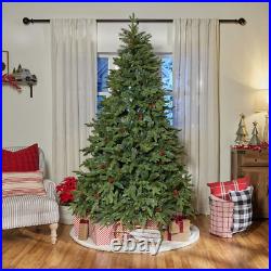 7.5' Hayden Pine Pre-Lit Christmas Tree 700 Warm White 3199 Branch Tips