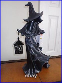 Cracker Barrel 2024 Halloween Resin Witch with LED Lantern NWT 18 1/2 FREE SHIP