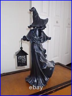 Cracker Barrel 2024 Halloween Resin Witch with LED Lantern NWT 18 1/2 FREE SHIP