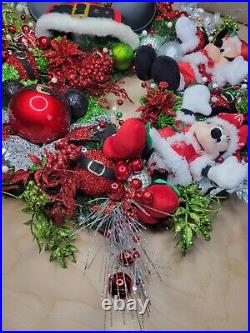 Disney Mickey & Minnie Mouse Christmas Wreath! BEAUTIFUL Decoration