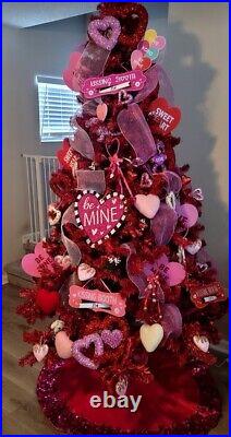 Huge Lot Hearts? Love? Kisses? Valentines Day Tree Decorations Ornaments