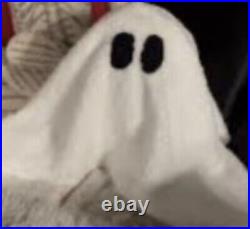 Pottery Barn Gus the Ghost Sphere White Sherpa Shaped Pillow Halloween NWT