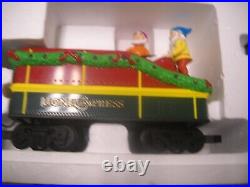 The Lionel Holiday Tradition Express Train Set Around The Tree G-gauge Train Set
