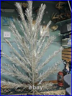 Vintage Alcoa Aluminun Christmas Tree In Original Box WithO Color Wheel
